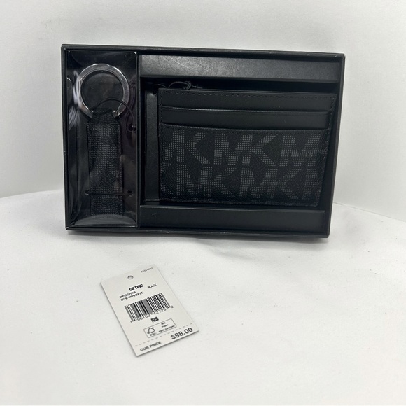 Michael Kors Set Card Holder and key chain - Picture 1 of 8